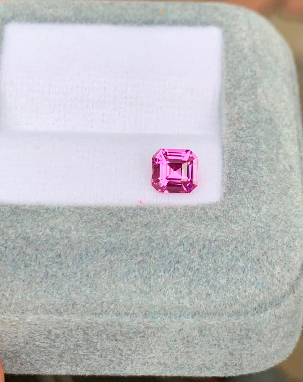 Saphir Rose Rectangle de 1,02ct