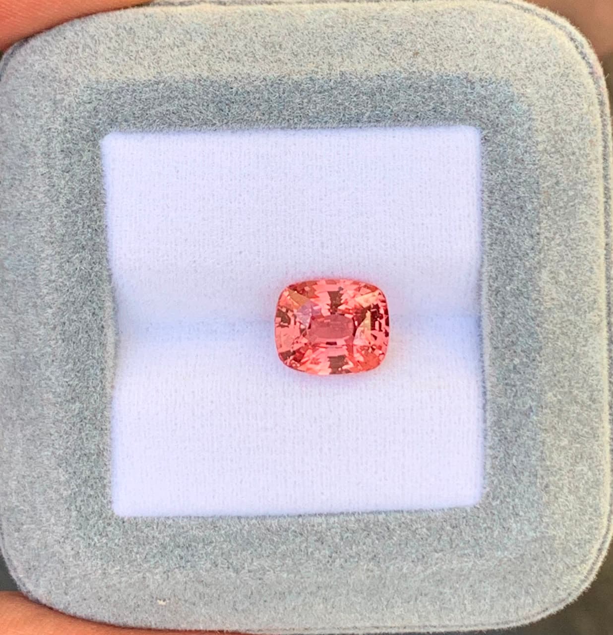 Saphir Padparadscha Coussin de 4ct