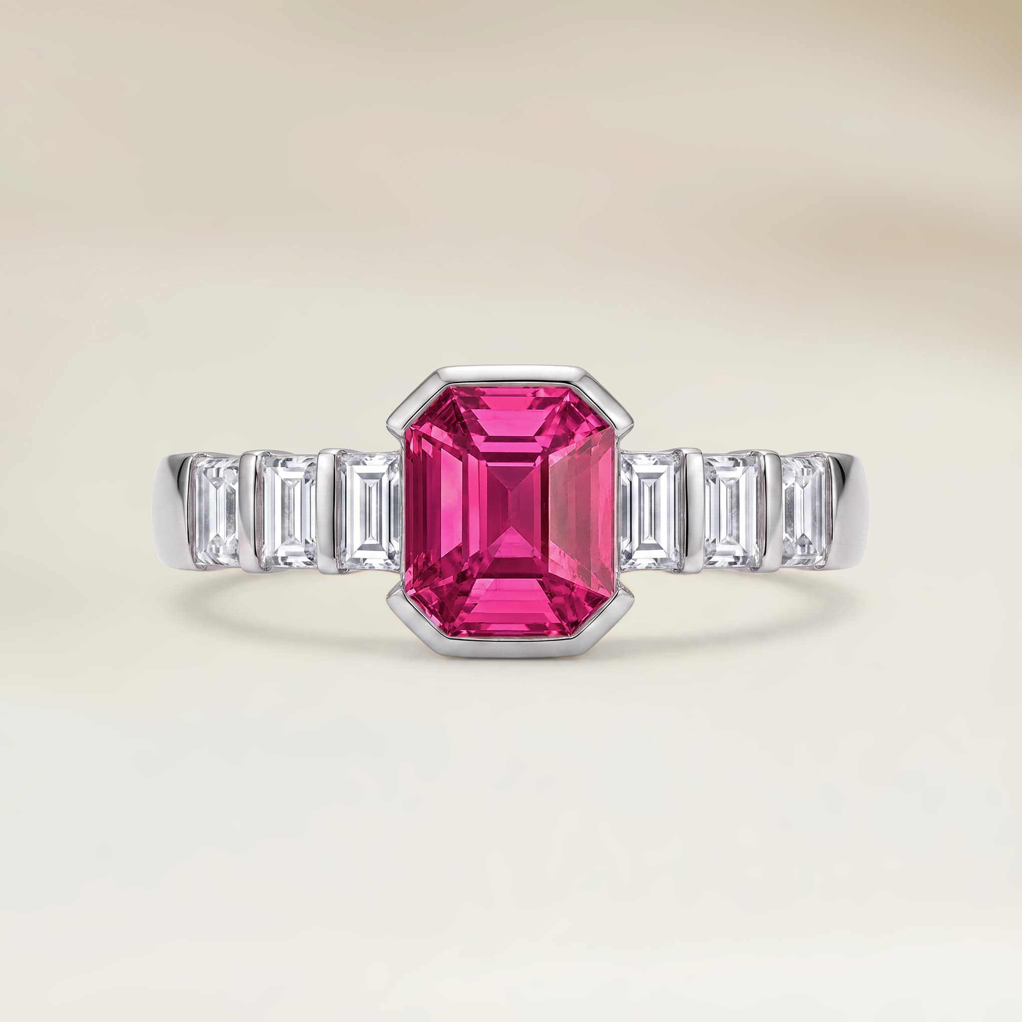 Bague Moderne Saphir Rose Rectangle de 2,55ct — Platine 900 - vue principale