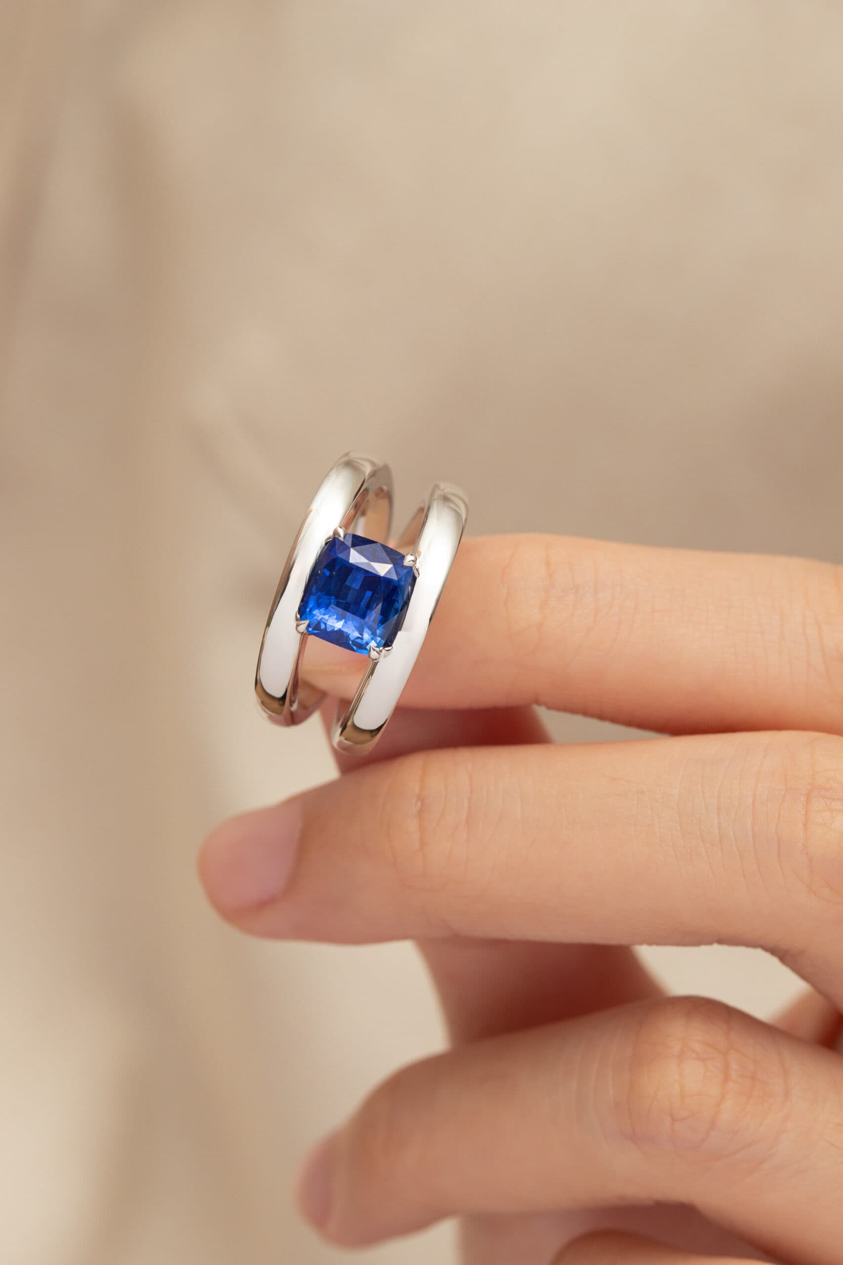 bague saphir bleu 3ct bonnot paris