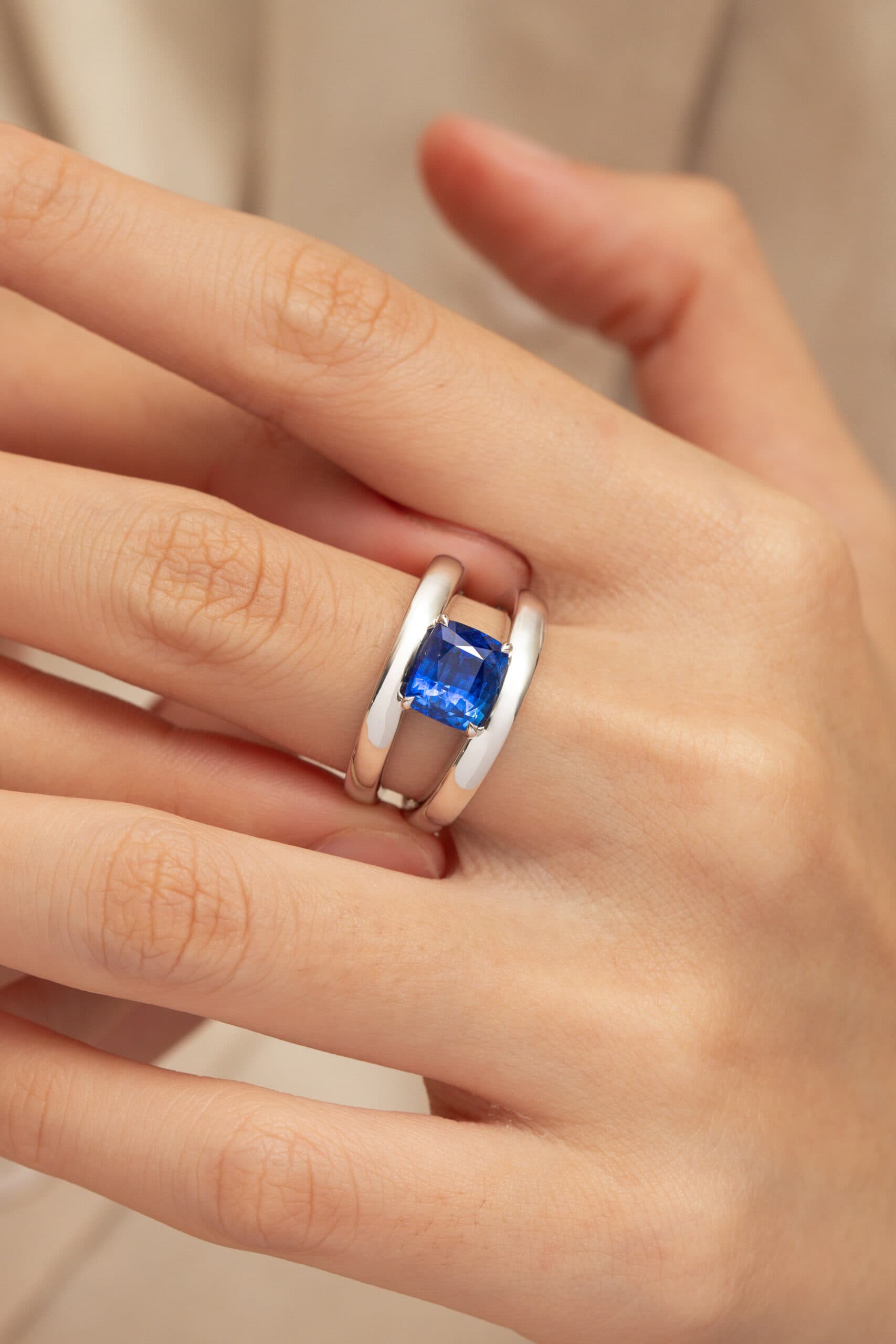 bague saphir bleu 3ct bonnot paris
