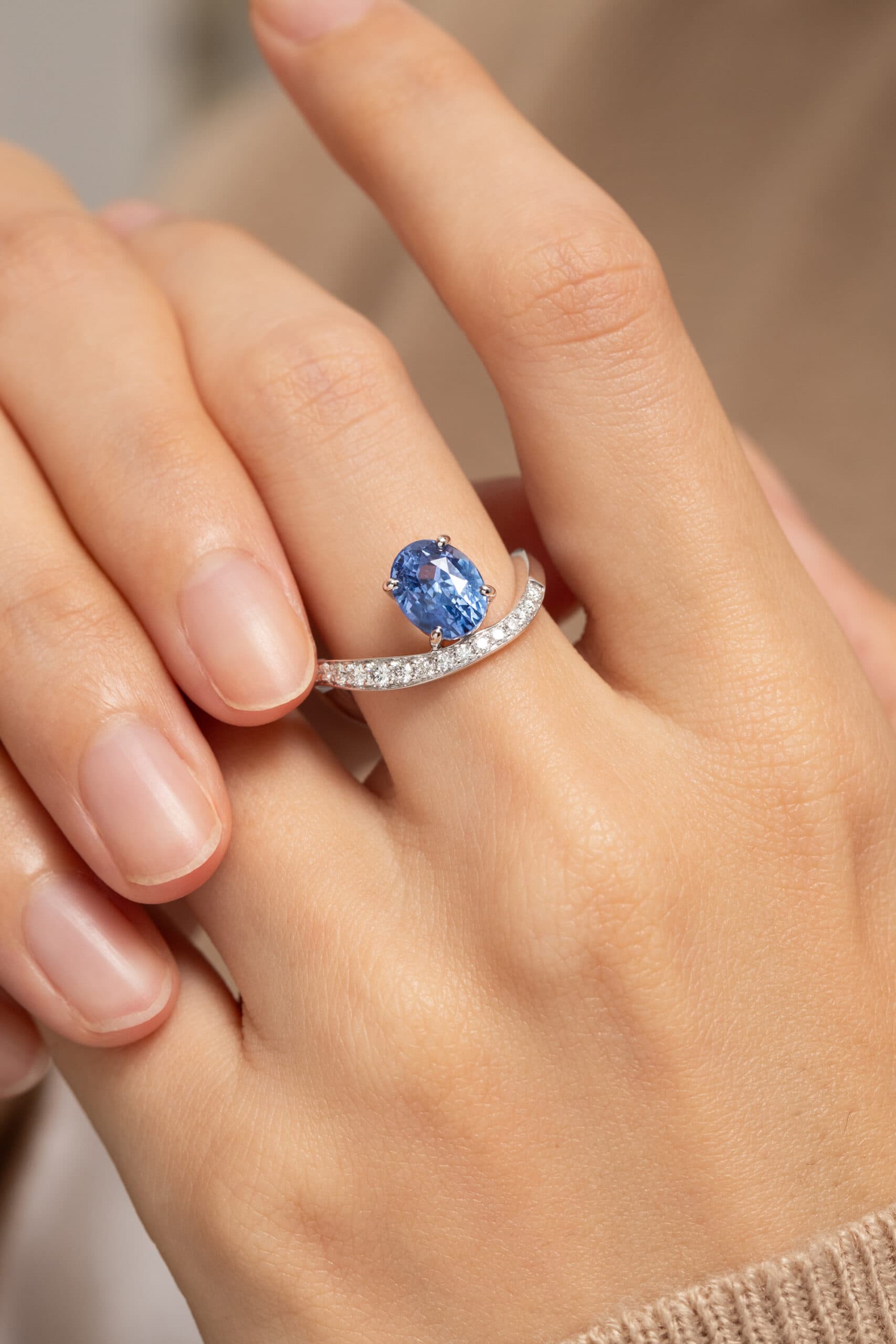 bague saphir bleu wave