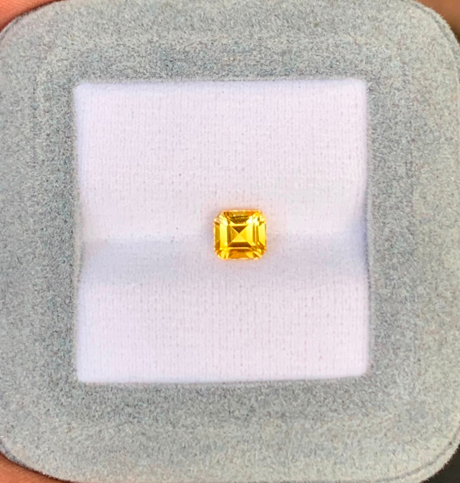 Zaffiro Giallo Rettangolare da 1,05 ct