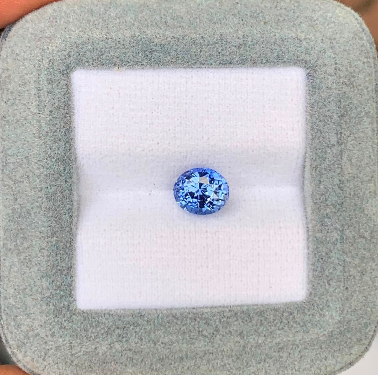 Saphir Bleu Ovale de 2,10ct