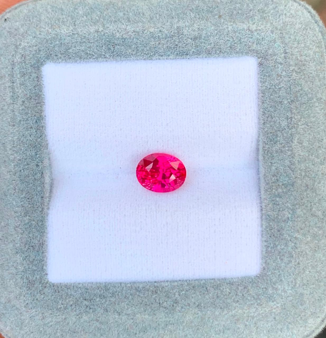 Rubis du Mozambique Ovale de 1,53ct — Mozambique