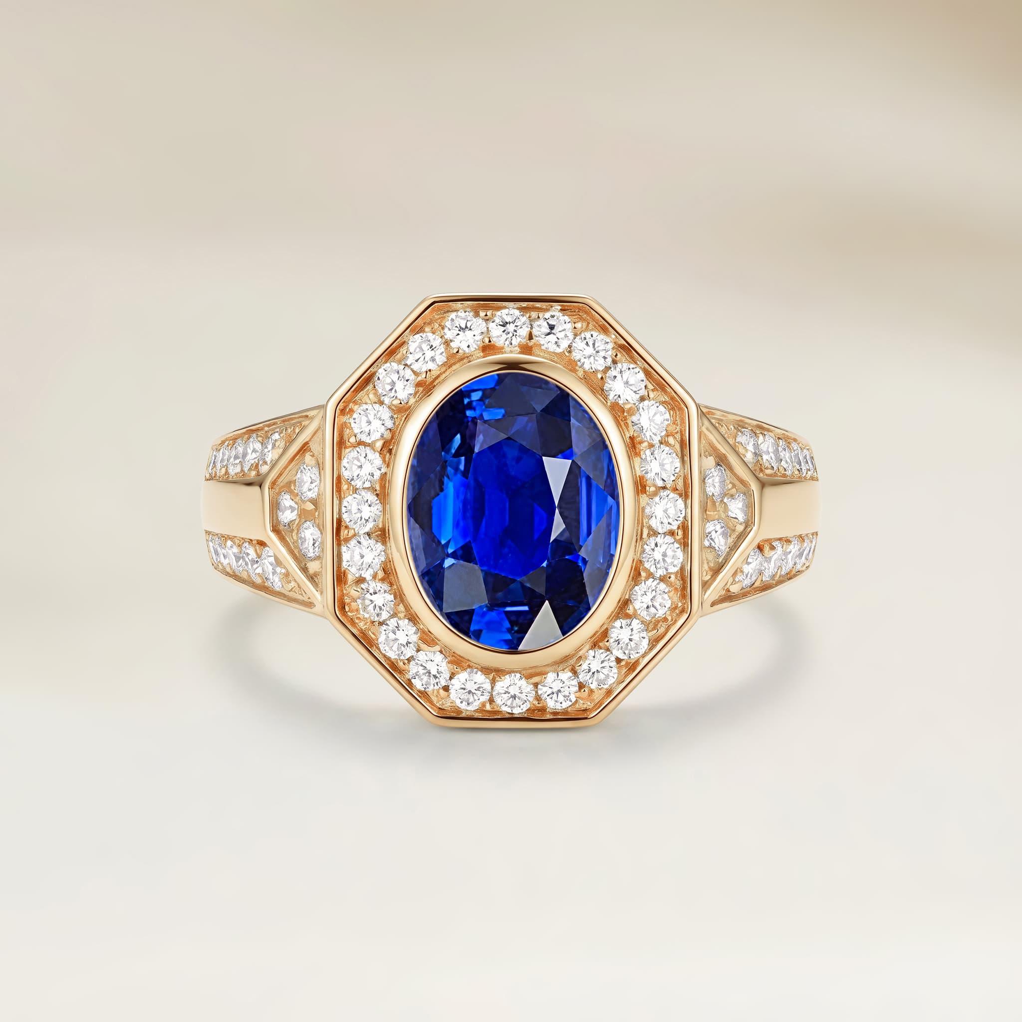 Bague Art Deco Saphir Bleu Ovale de 2,23ct — Or Jaune 18k - vue principale