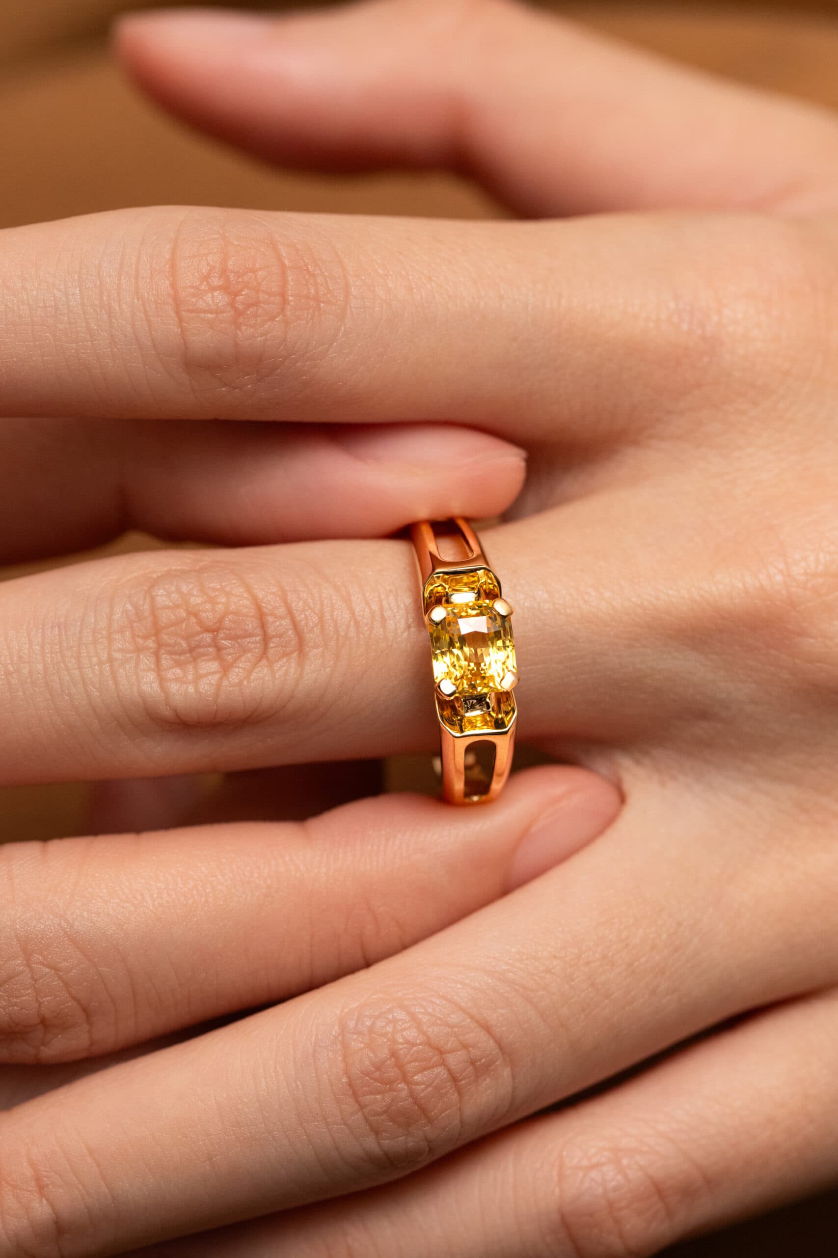 Bague saphir jaune
