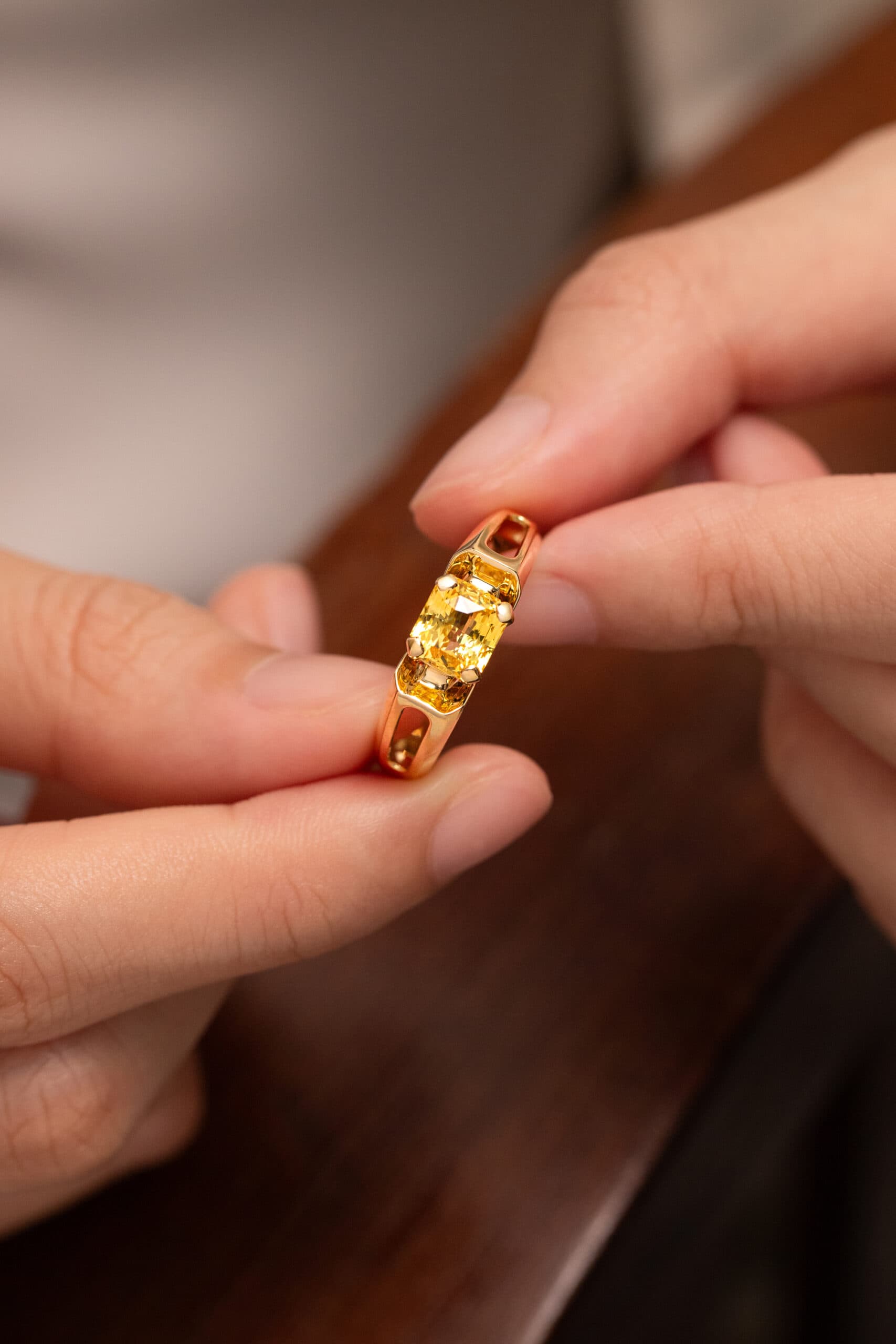 Bague saphir jaune