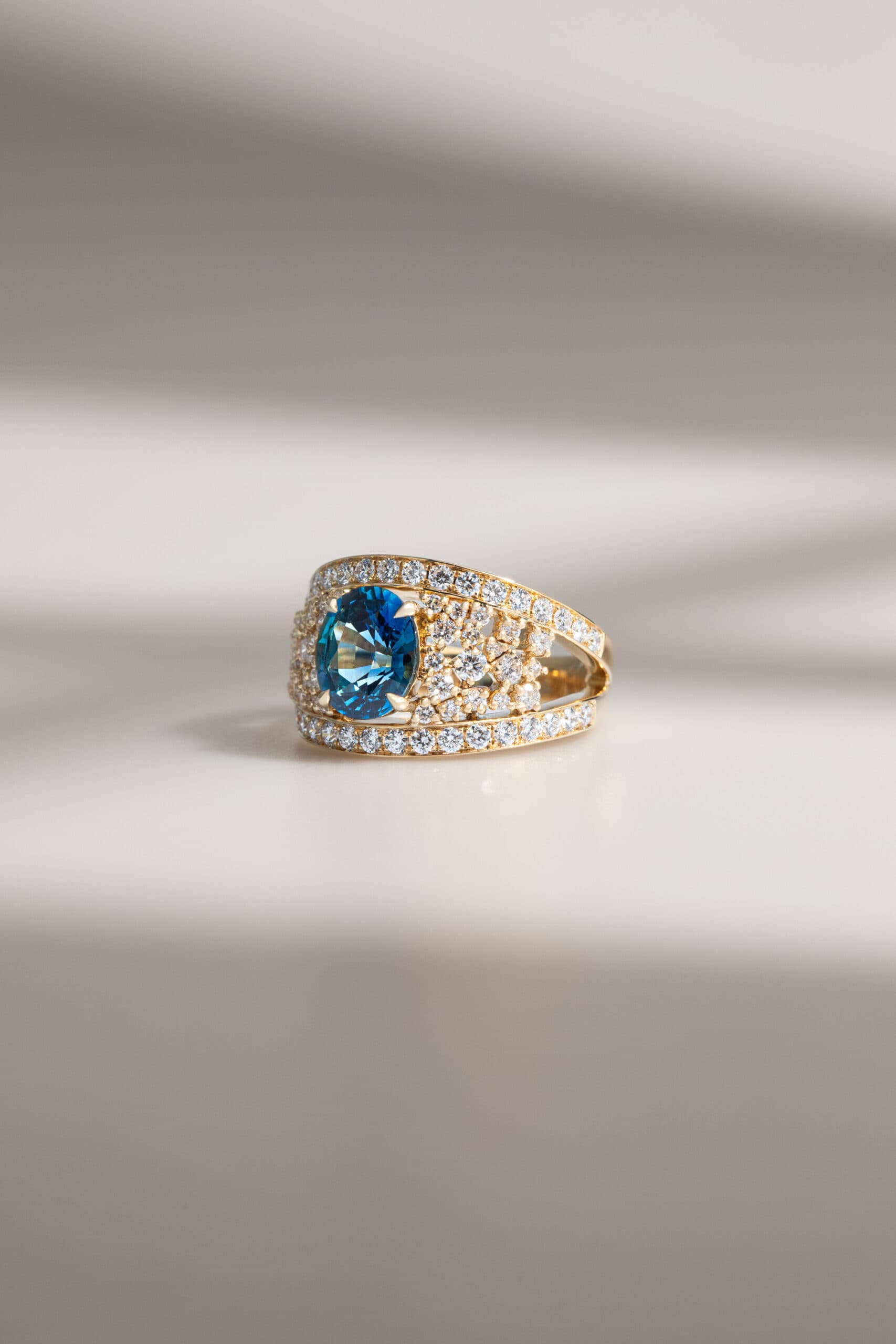 Bague saphir teal 2,04ct non-chauffe Or jaune