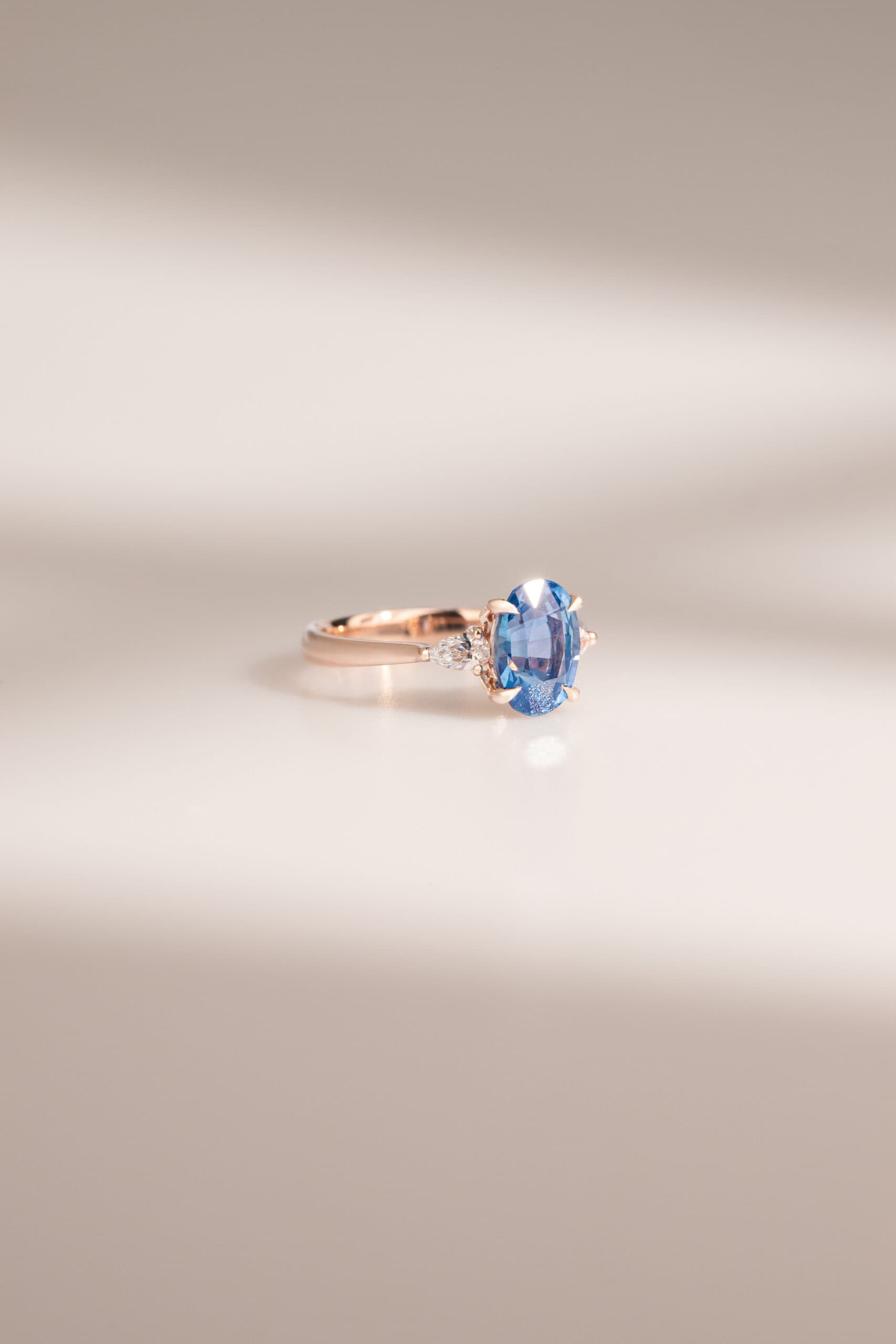 Bague saphir bleu