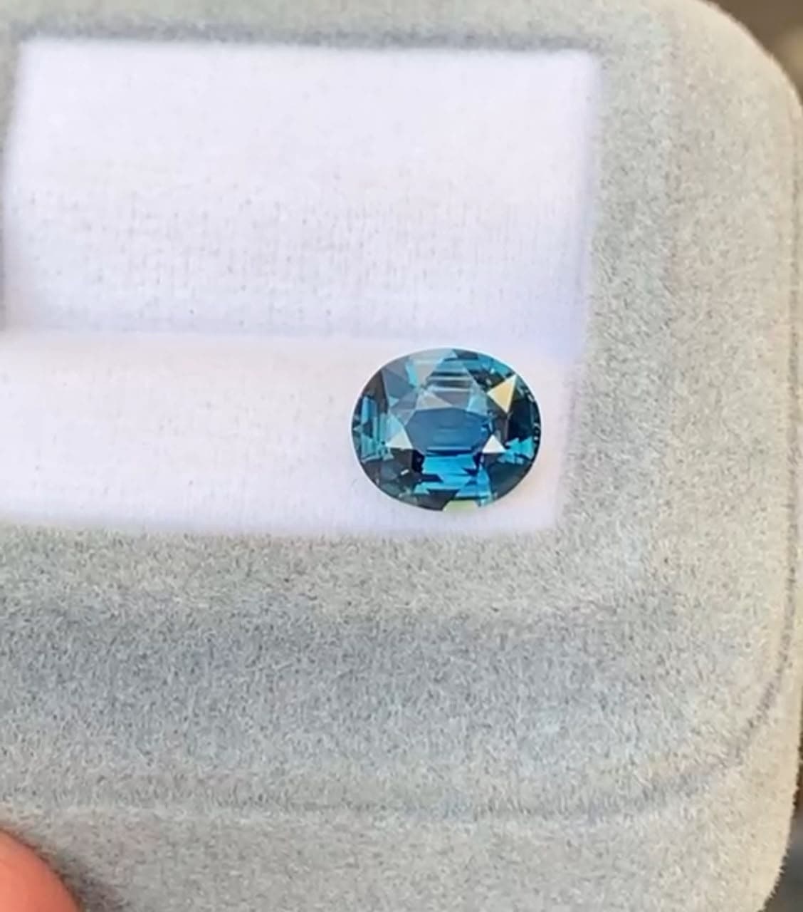 Saphir Teal Ovale de 3,02ct — Madagascar, Non Chauffé
