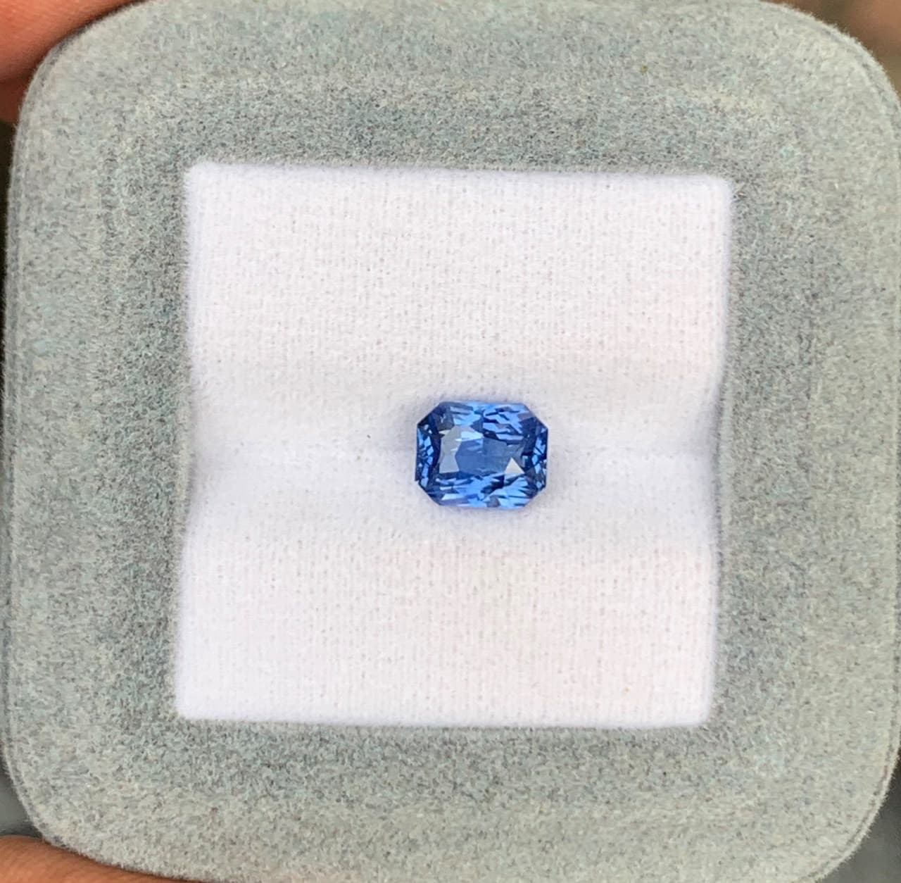 Saphir Bleu Radiant de 2,06ct