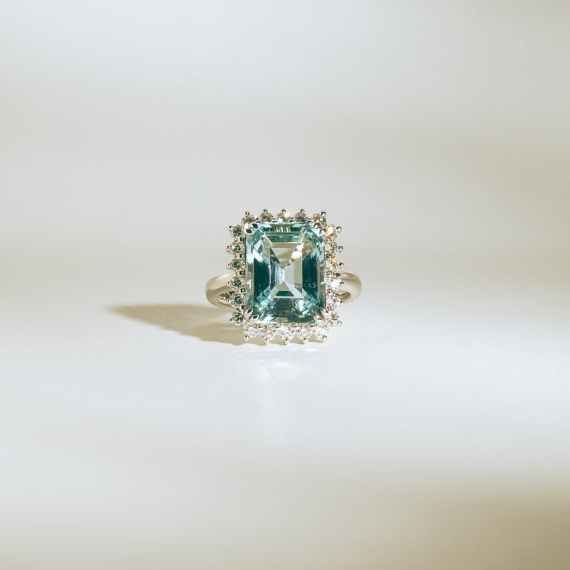 Bague cadeau avec aigue-marine