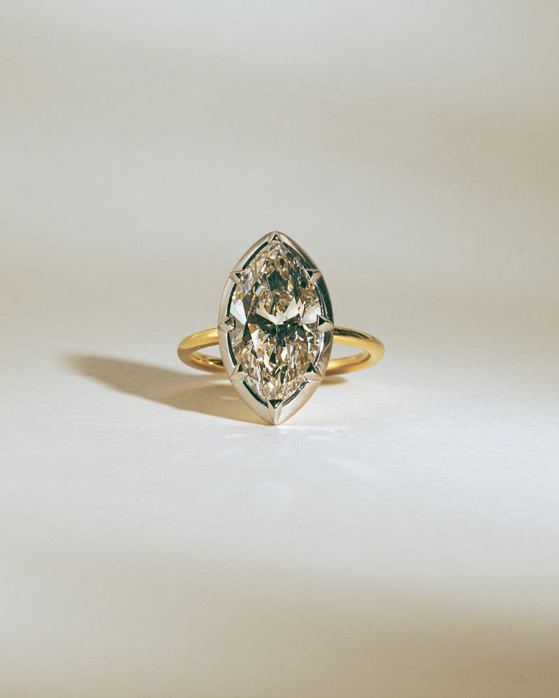 Bague de fiançailles avec diamant
