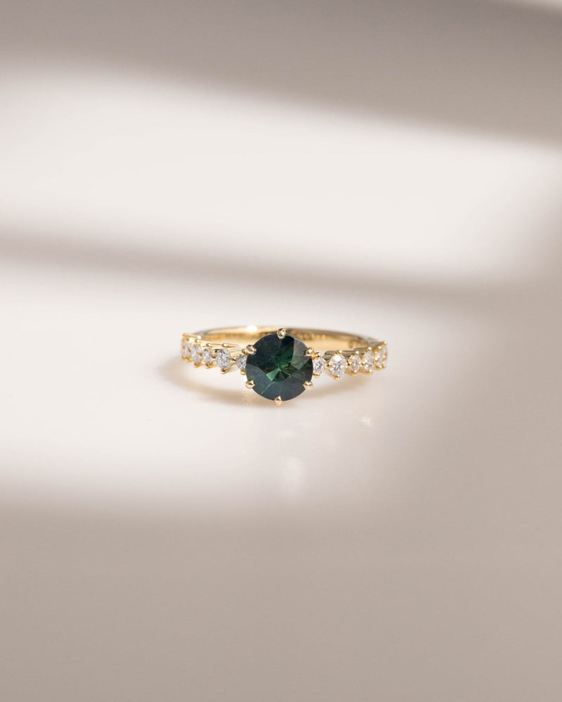 Bague de fiançailles avec Saphir vert