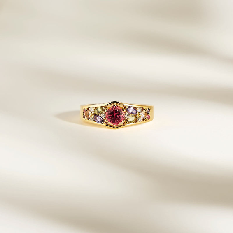 Bague de fiançailles avec spinelle Mahenge