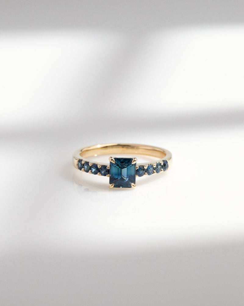 Bague de fiançailles avec Saphir Teal
