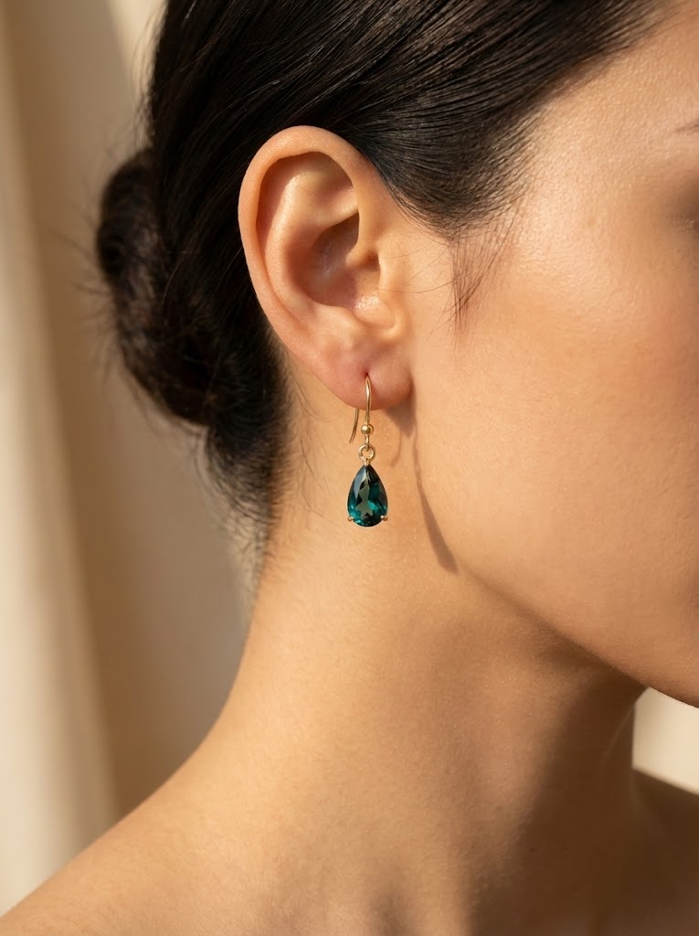 Boucles d'oreilles avec tourmalines bleues