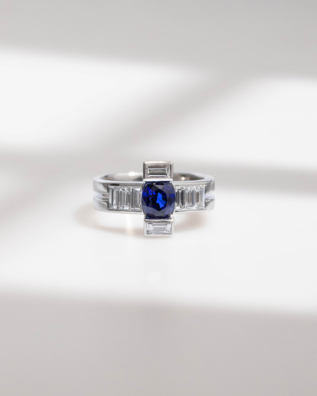 Bague avec Saphir bleu