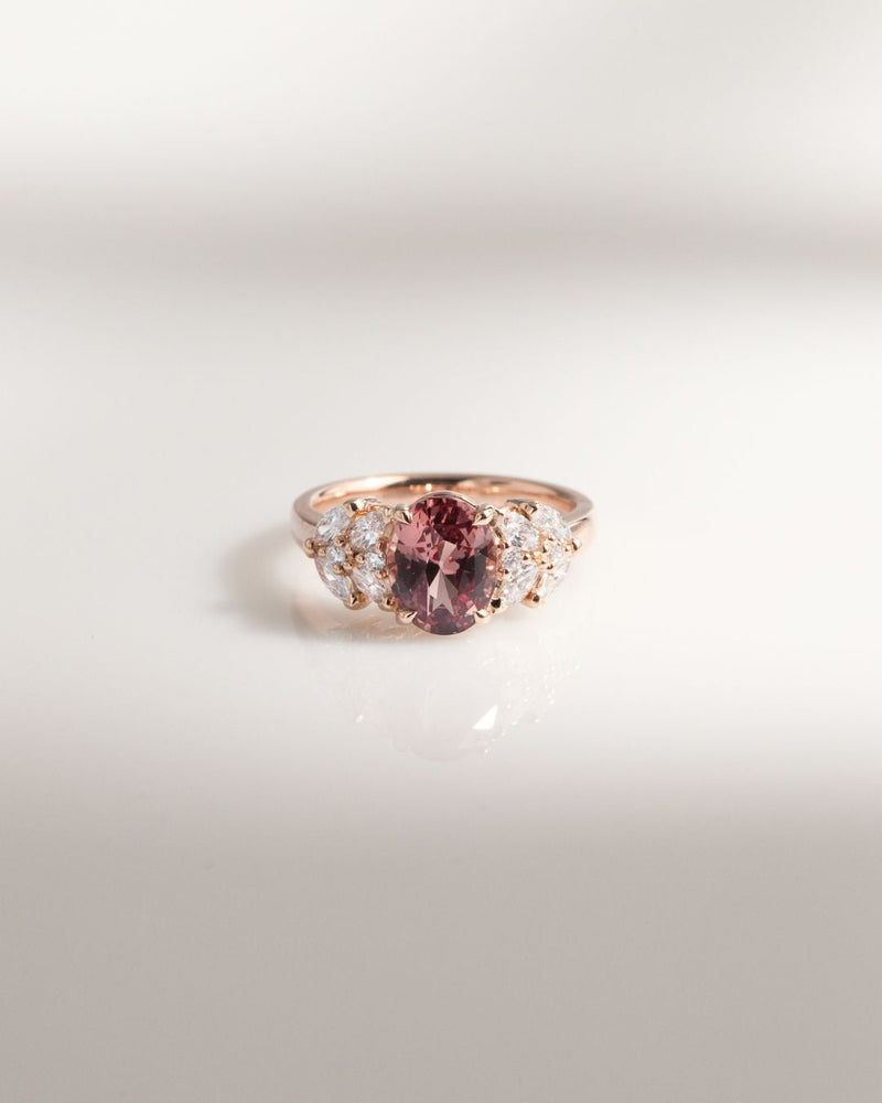 Bague de Fiançailles avec Saphir Padparadscha