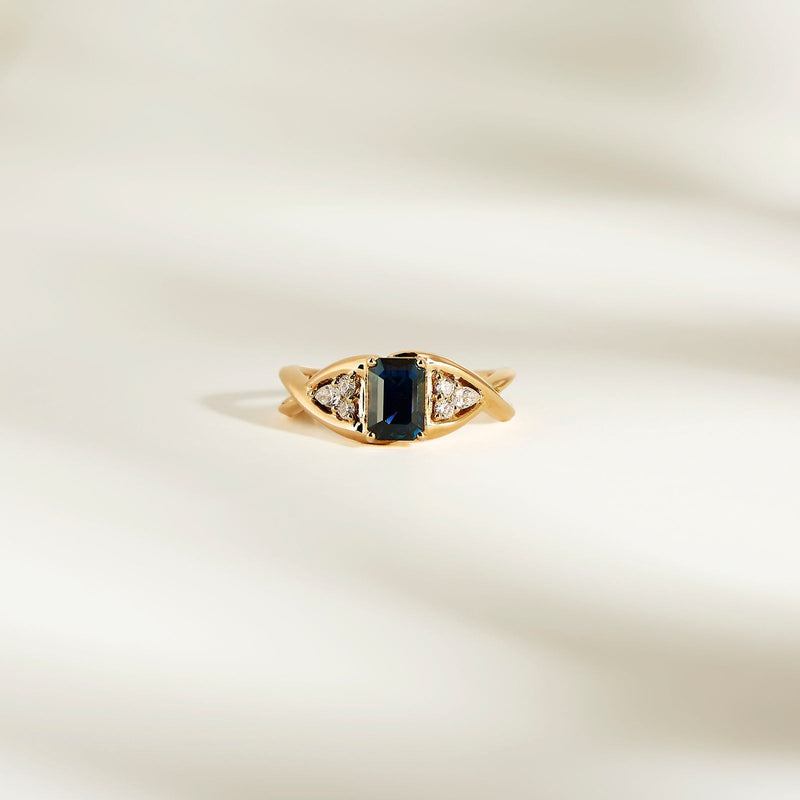 Bague de fiançailles avec saphir teal