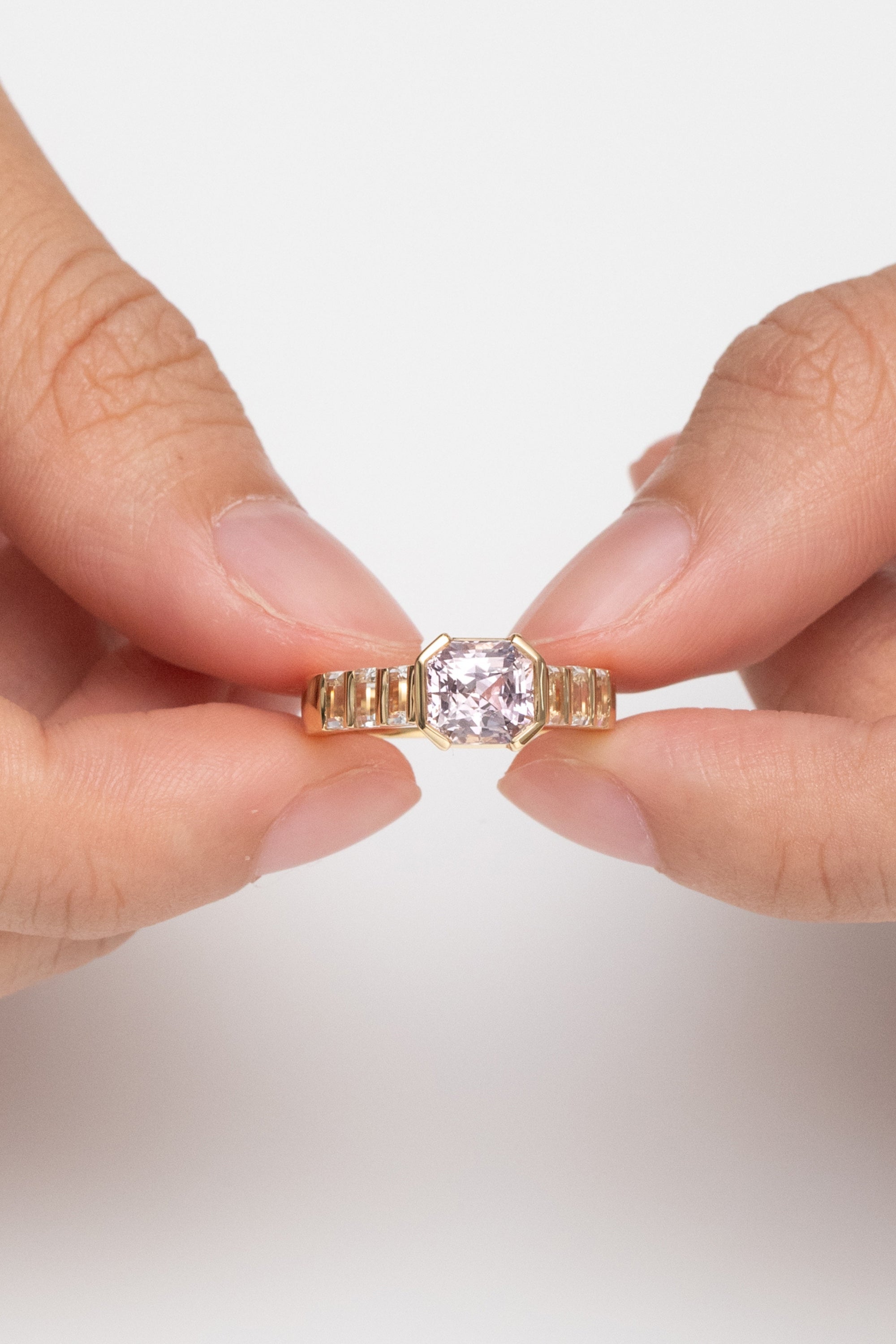 Bague de fiançailles avec Saphir Pêche