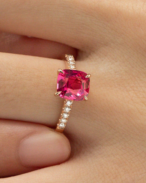 Bague d'anniversaire avec Spinelle Mahenge