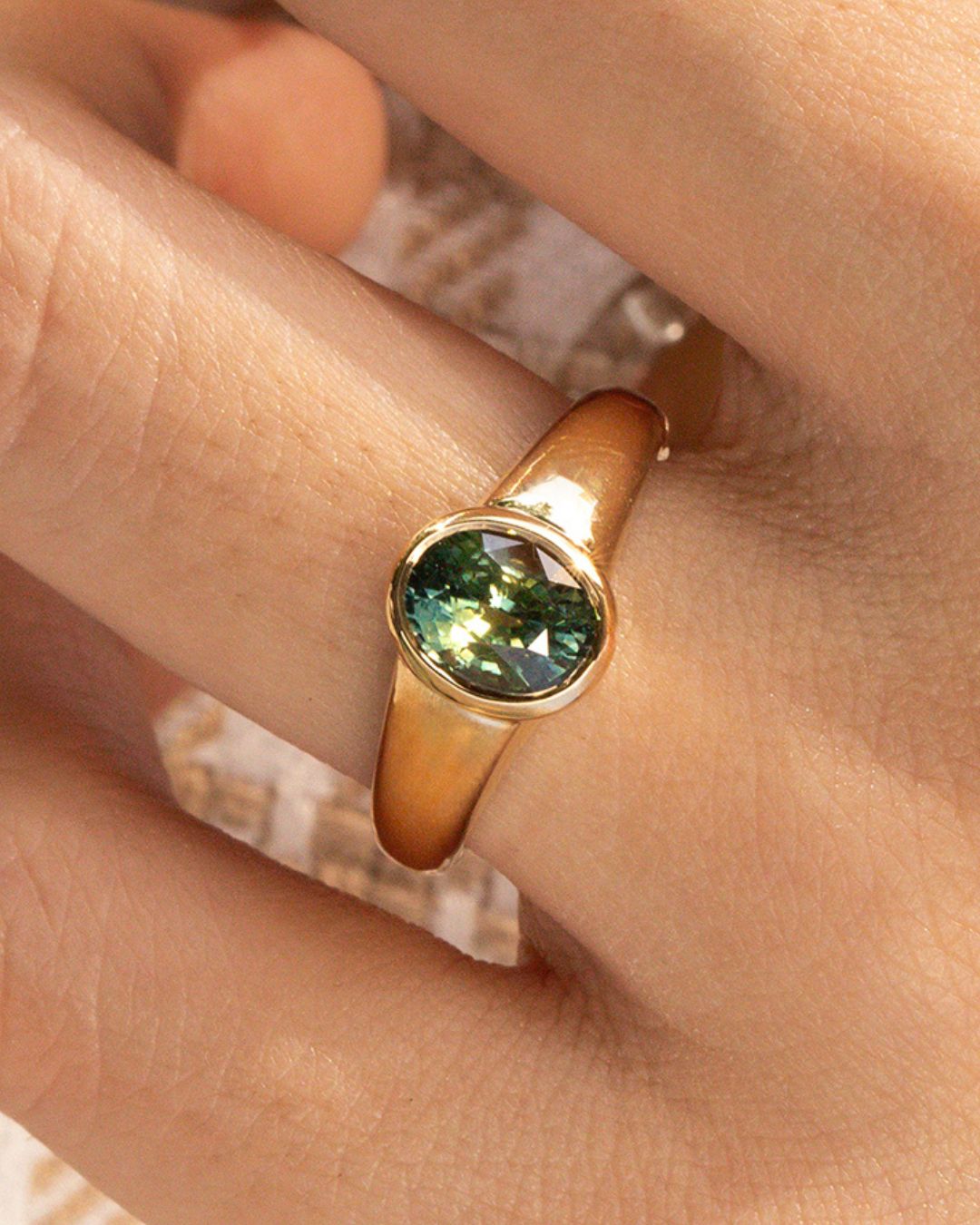 Bague de fiançailles avec Saphir Teal