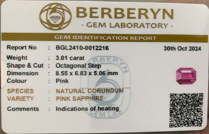 Le rapport numéro BGL2410-0012216 du laboratoire Berberyn Gem décrit un saphir rose de 3,02 carats, taille octogonale à degrés, mesurant 8,55 x 6,83 x 5,06 mm, daté du 30 octobre 2024, et doté d'un code QR pour vérification. Nom du produit : Saphir rose • 3,02 ct par [NOUVEAU] Bonnot Paris.
