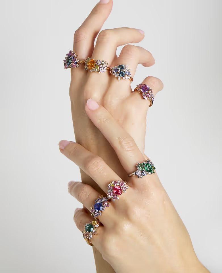 Color blossom hand