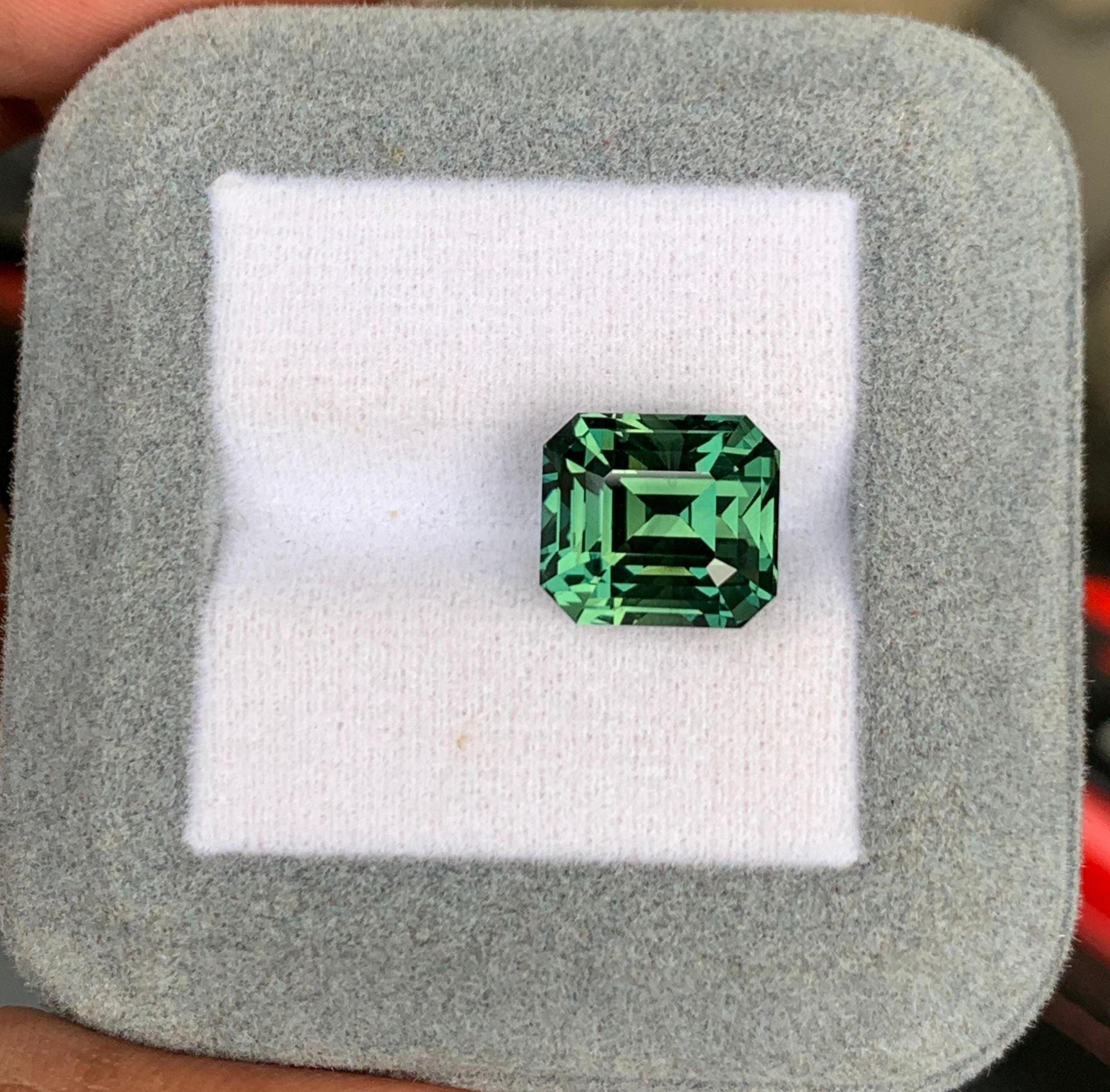 Caractéristiques du Saphir vert