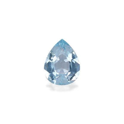 Une Aigue-Marine en forme de poire de 4,83 carats de Bonnot Paris sur fond blanc, présentant une couleur claire et transparente et des coupes complexes qui reflètent la lumière, mettant en valeur sa clarté et son allure distinctive.