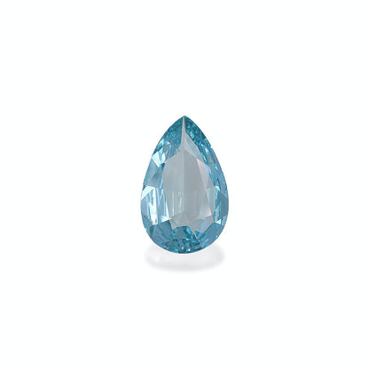 L'Aigue-Marine · 6,21 ct de Bonnot Paris, avec sa silhouette en forme de larme, rayonne de sophistication tandis que ses facettes bleues captivent la lumière sur un simple fond blanc.