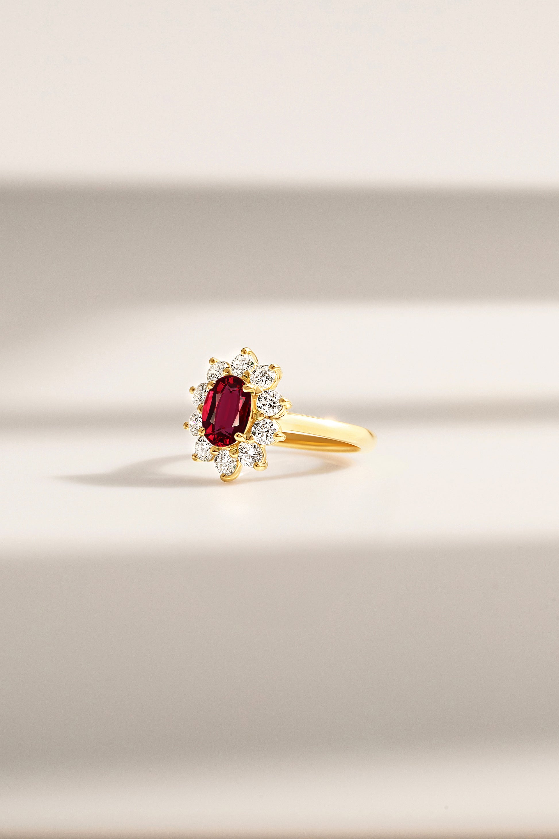 Bague Rubis mozambique or jaune