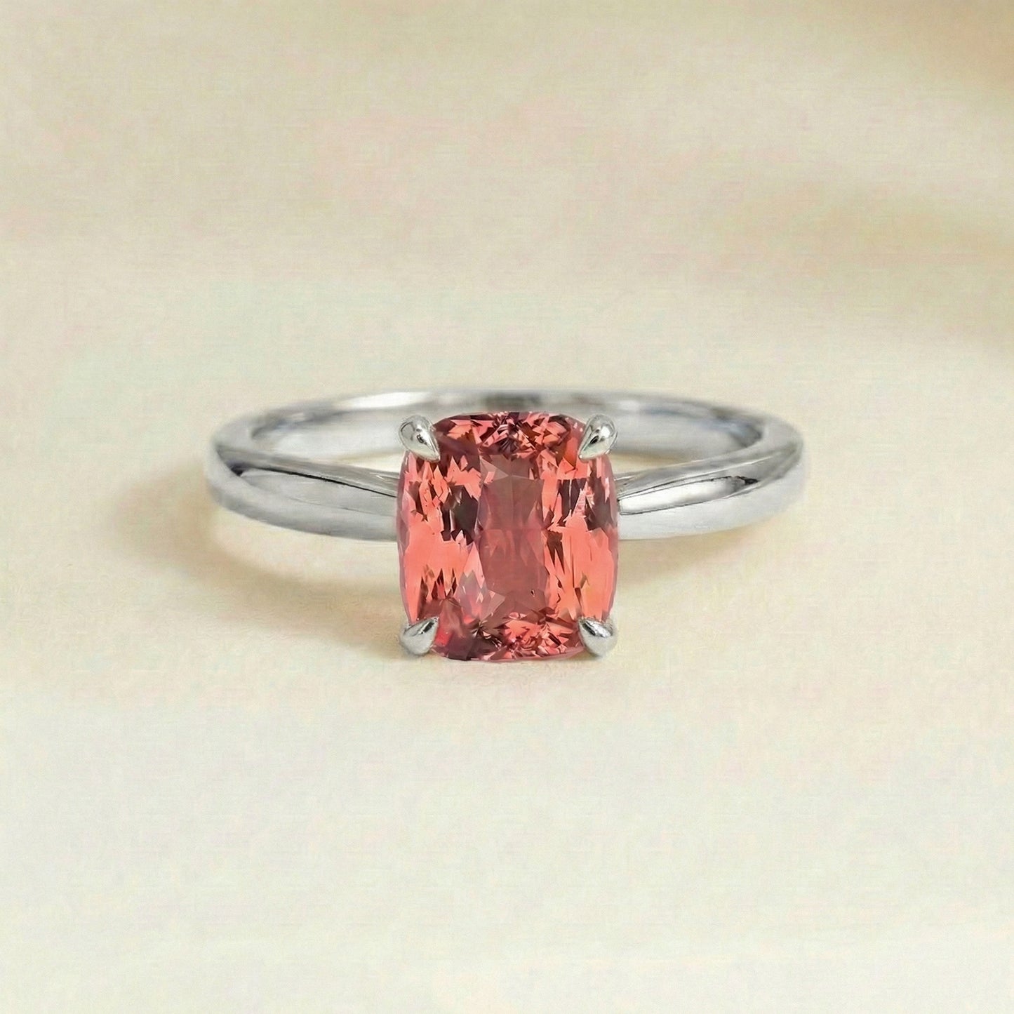 Bague Saphir Padparadscha Solitaire or blanc