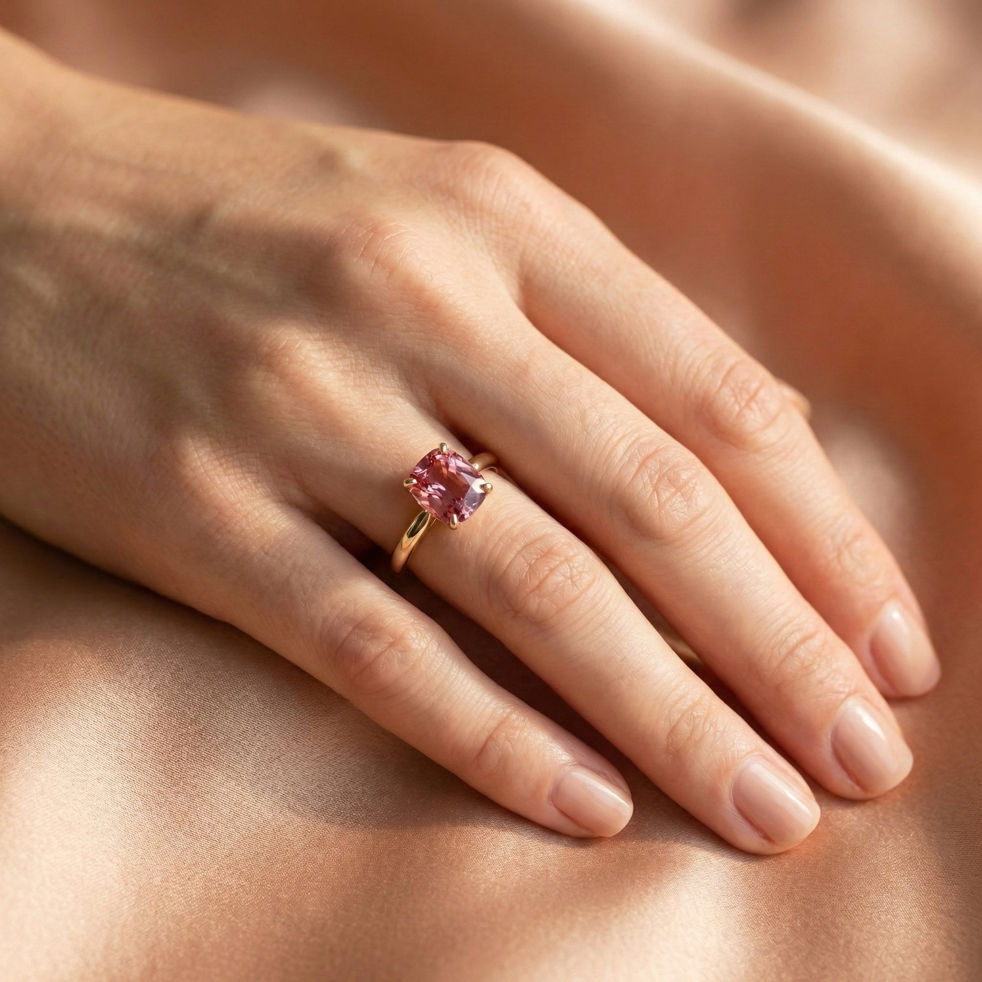 Bague Saphir Padparadscha coussin Solitaire 