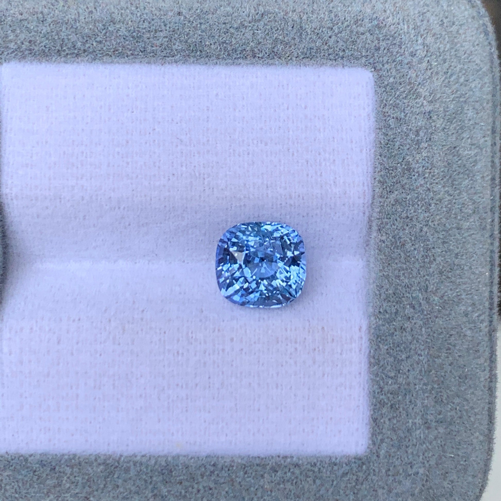 Blue Shapphire Cushion 2,68ct