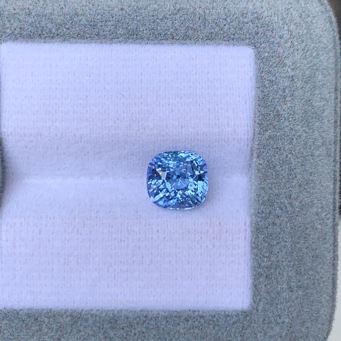 Blue Shapphire Cushion 2,71ct