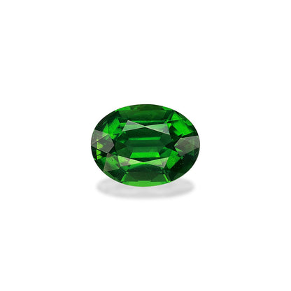 La Tourmaline Chrome Bonnot Paris, 1,47 ct, est une pierre précieuse verte ovale, vibrante, translucide et brillante, avec des facettes précises serties sur un fond blanc.