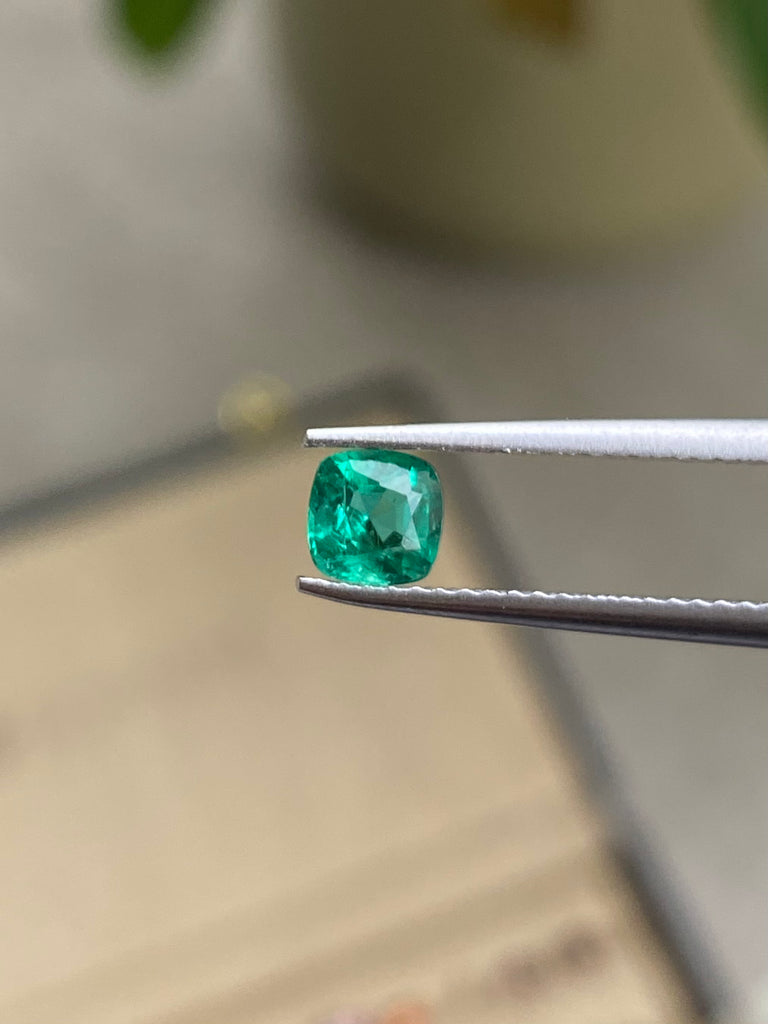 Smaragd • 0,53 ct