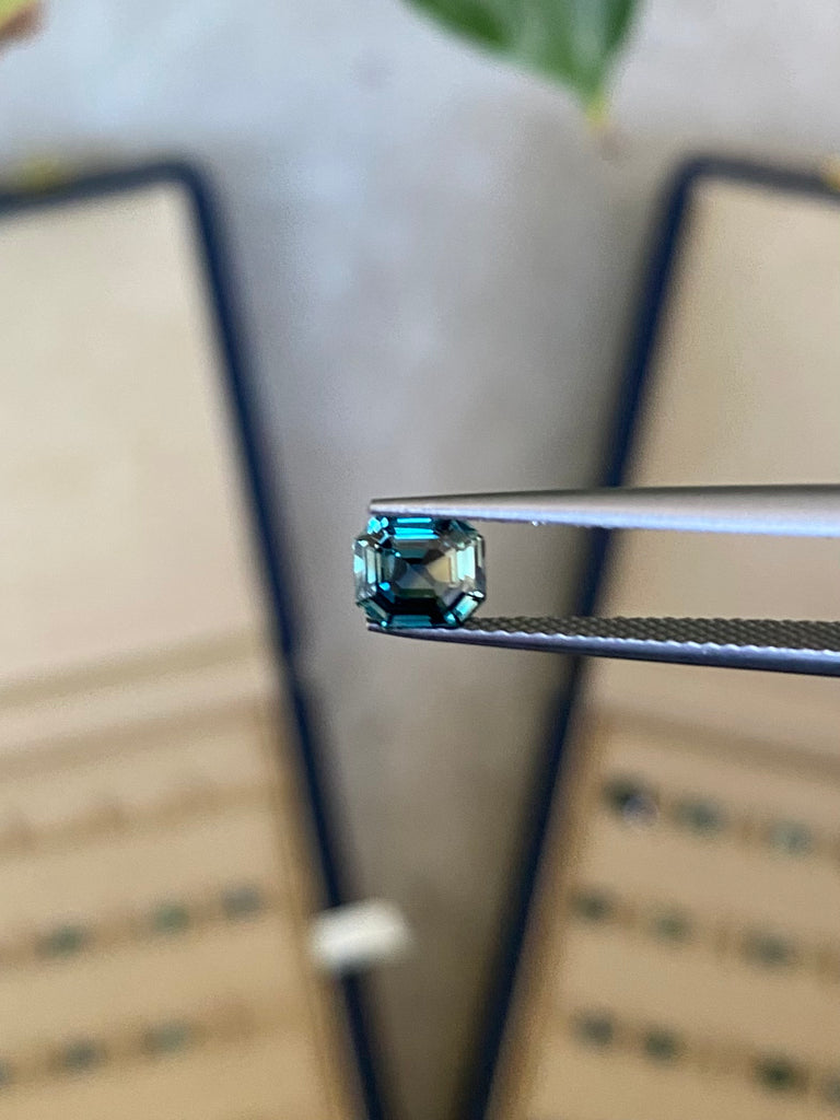 Saphir Teal • 1,06ct