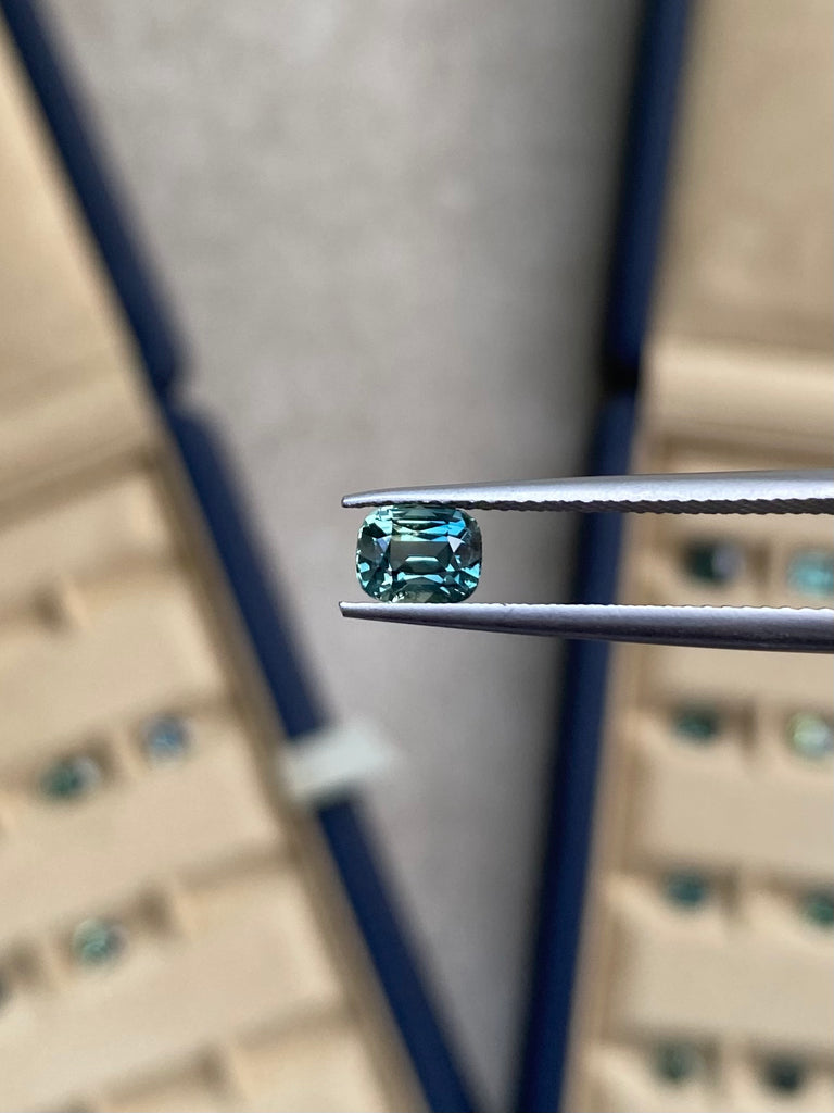 Saphir Teal coussin allongé • 1,06ct