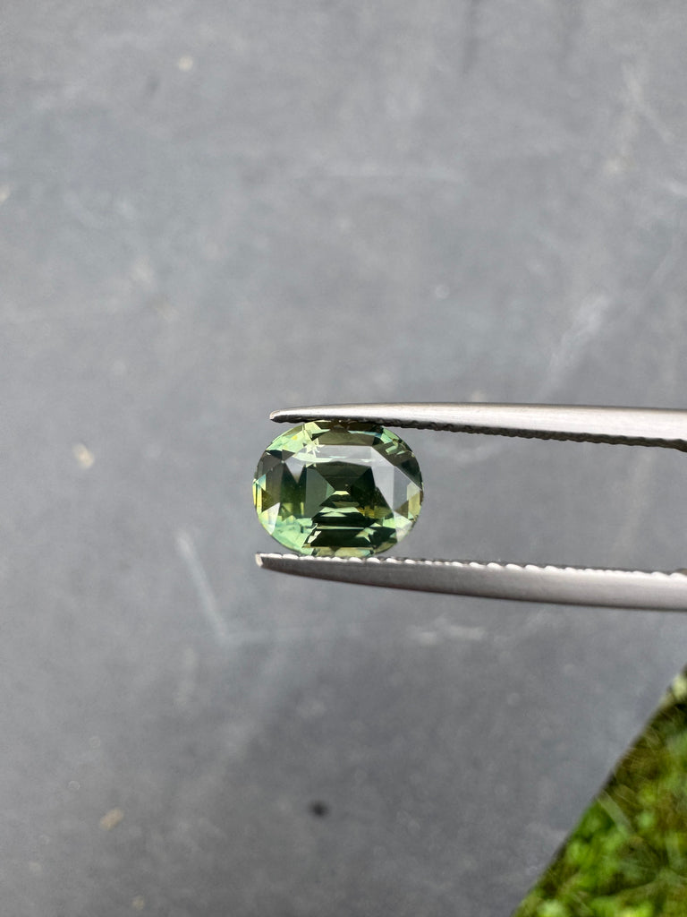 Live033 - Saphir 2,72 H