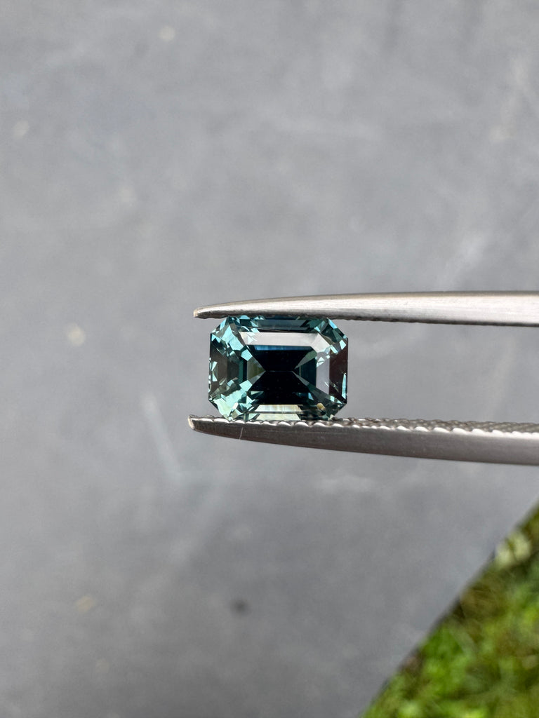 Live034 - Saphir 1,59ct NH