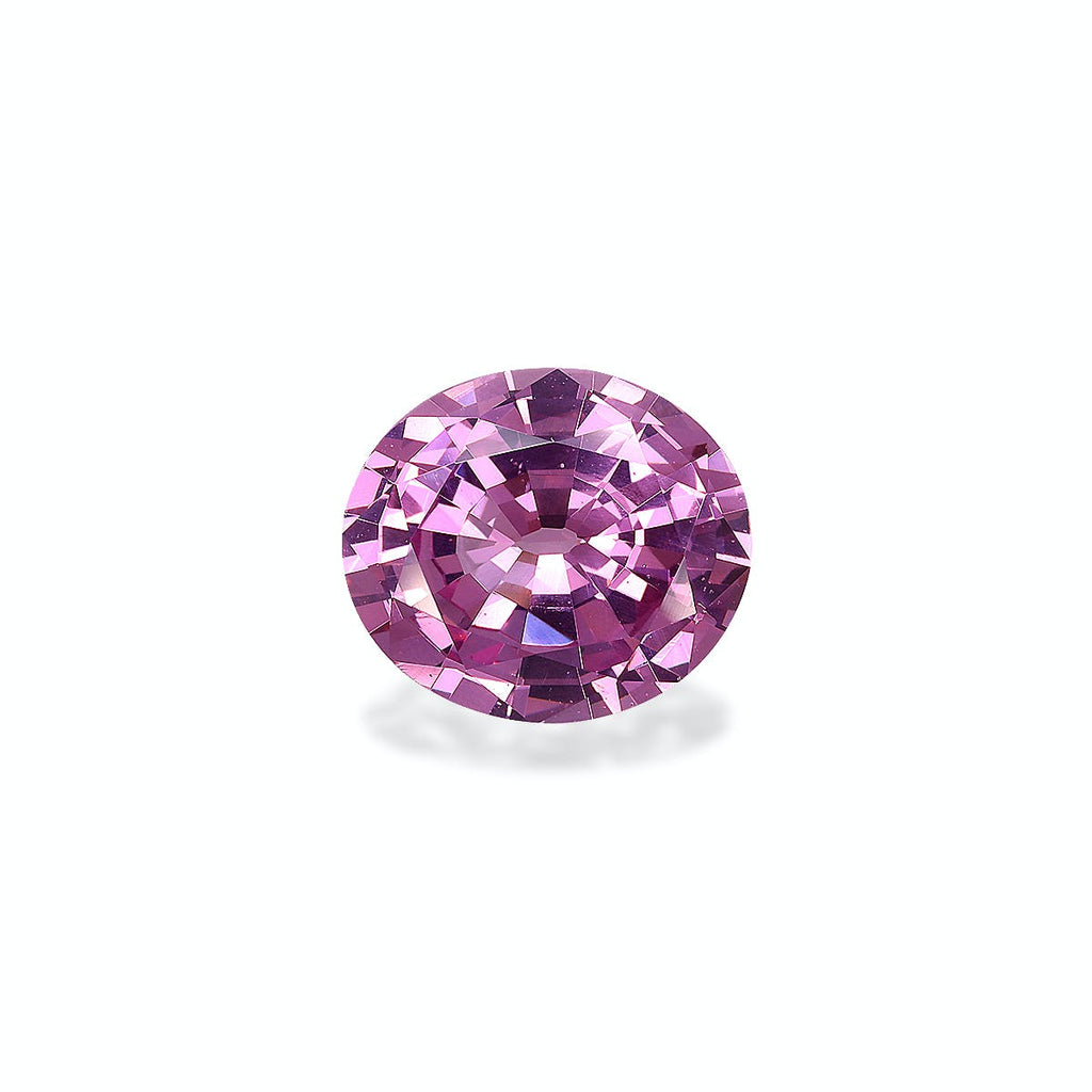 Le spinelle rose de 3,93 carats de Bonnot Paris est une pierre précieuse ronde et facettée aux tailles complexes qui reflètent magnifiquement la lumière. Placée sur un fond uni et clair, sa couleur rose éclatante et sa clarté sont mises en valeur de manière saisissante.