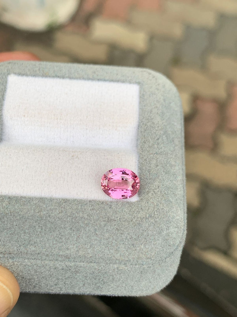 Saphir Padparadscha de Madagascar