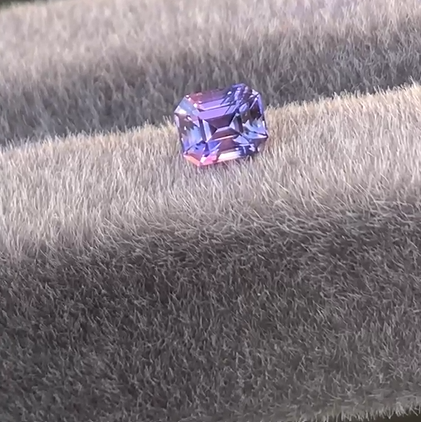 Saphir bicolore 1,06ct, originaire de Sri Lanka, non chauffé, vue principale | Bonnot Paris