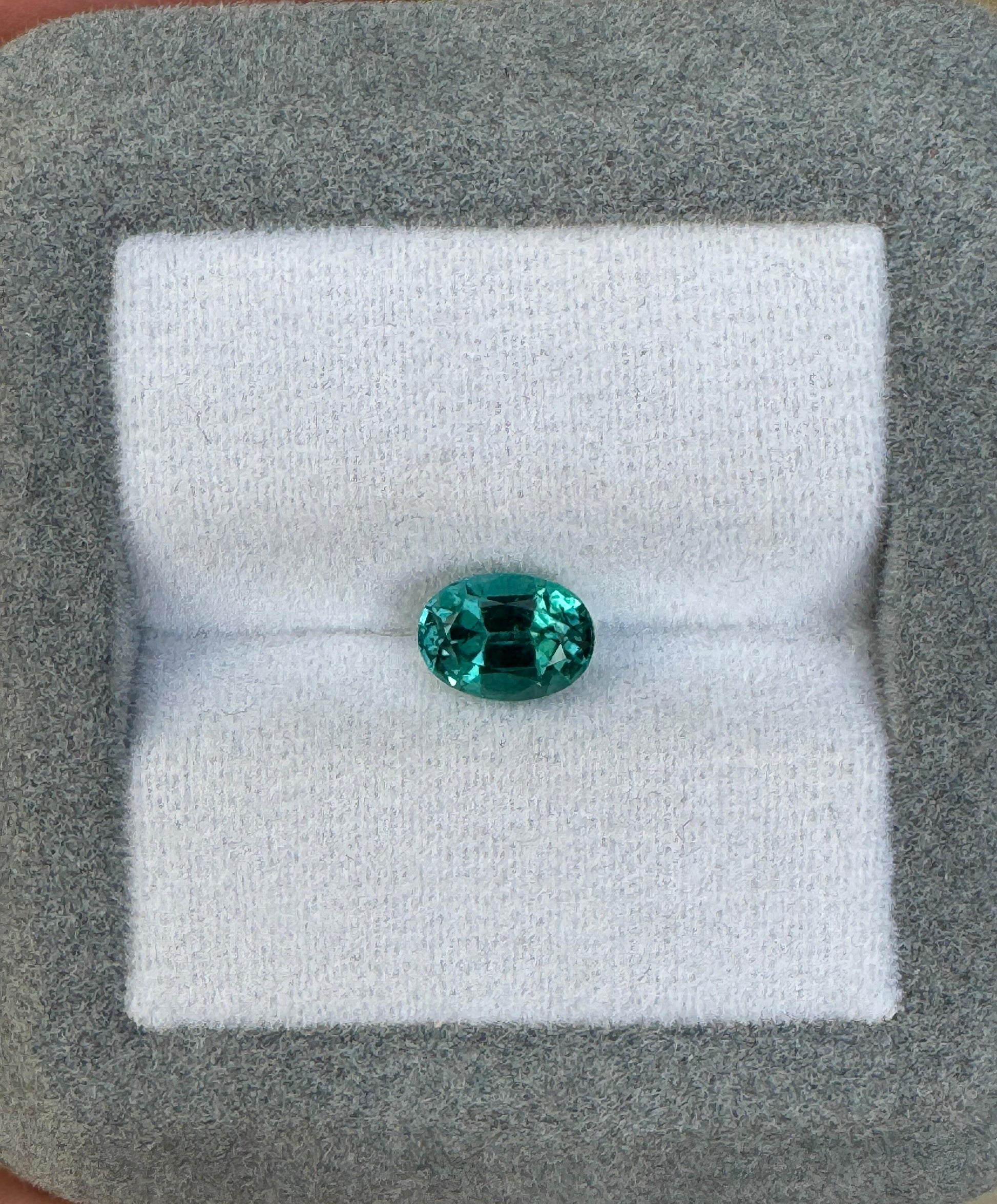 Tourmaline oval 1,10ct