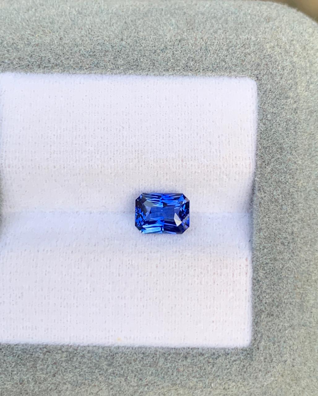 ce-saphir-bleu-radiant-1-19-ct-photo-2