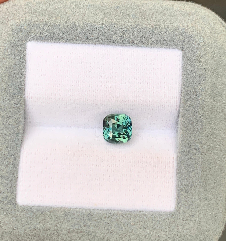 green & blue sapphire Cushion 1.53 ct